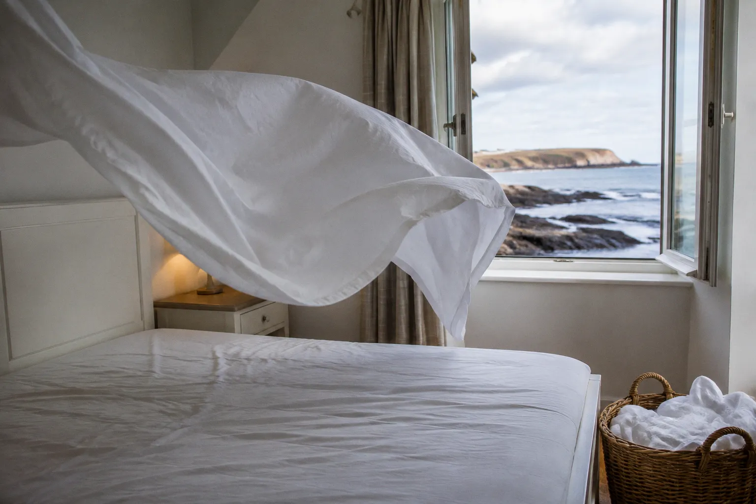East Lothian Coastal Cottages: Inside Changeover Day